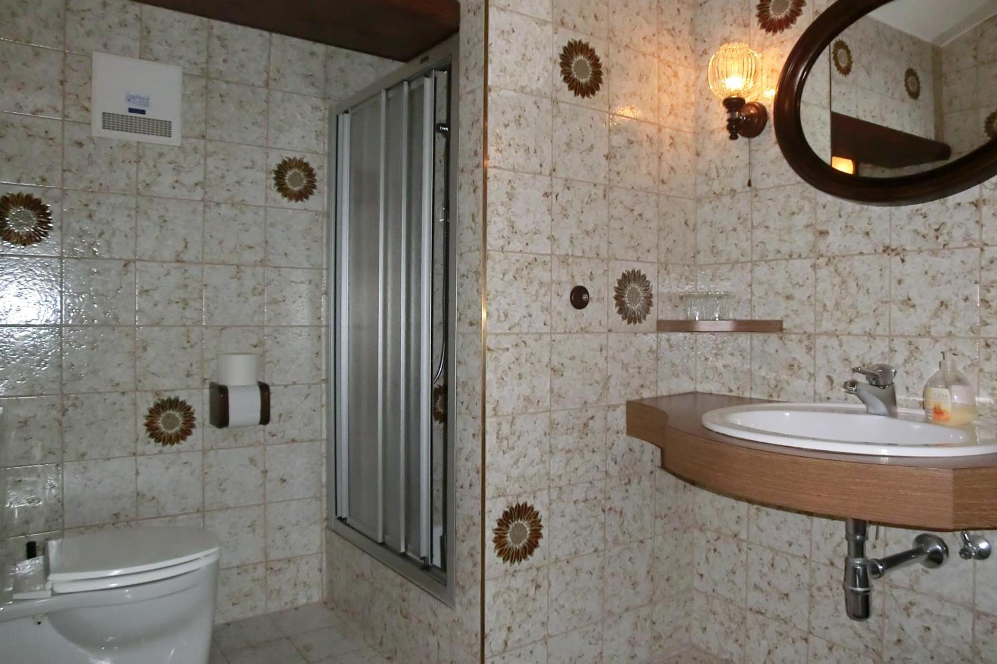 Hotel Garni Landhaus Buertlmair Hinterstoder Kamer foto